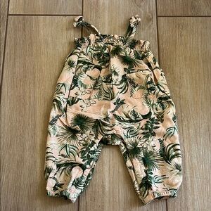 Tropical Print Baby jumpsuit, size 6-12 month